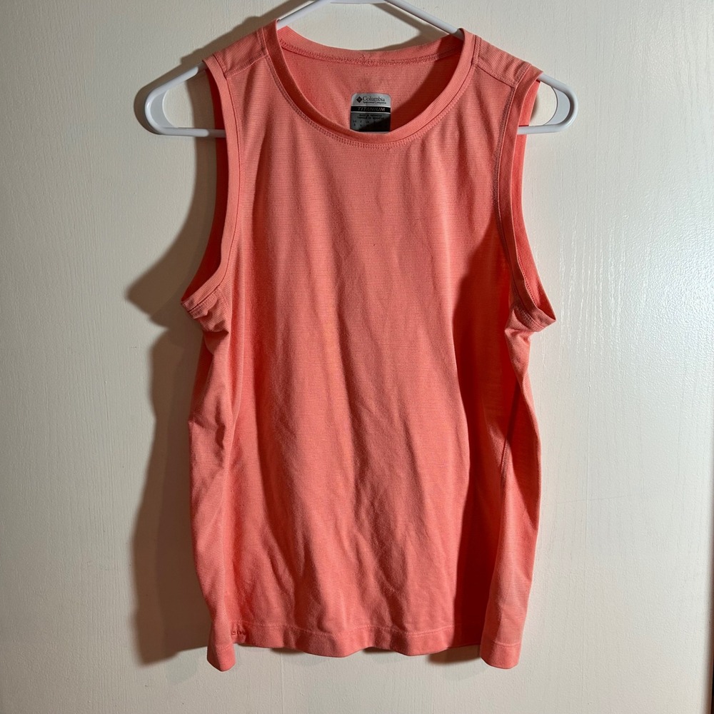 Columbia Titanium Tank Top Women's Small Sleeveless Athletic Coral